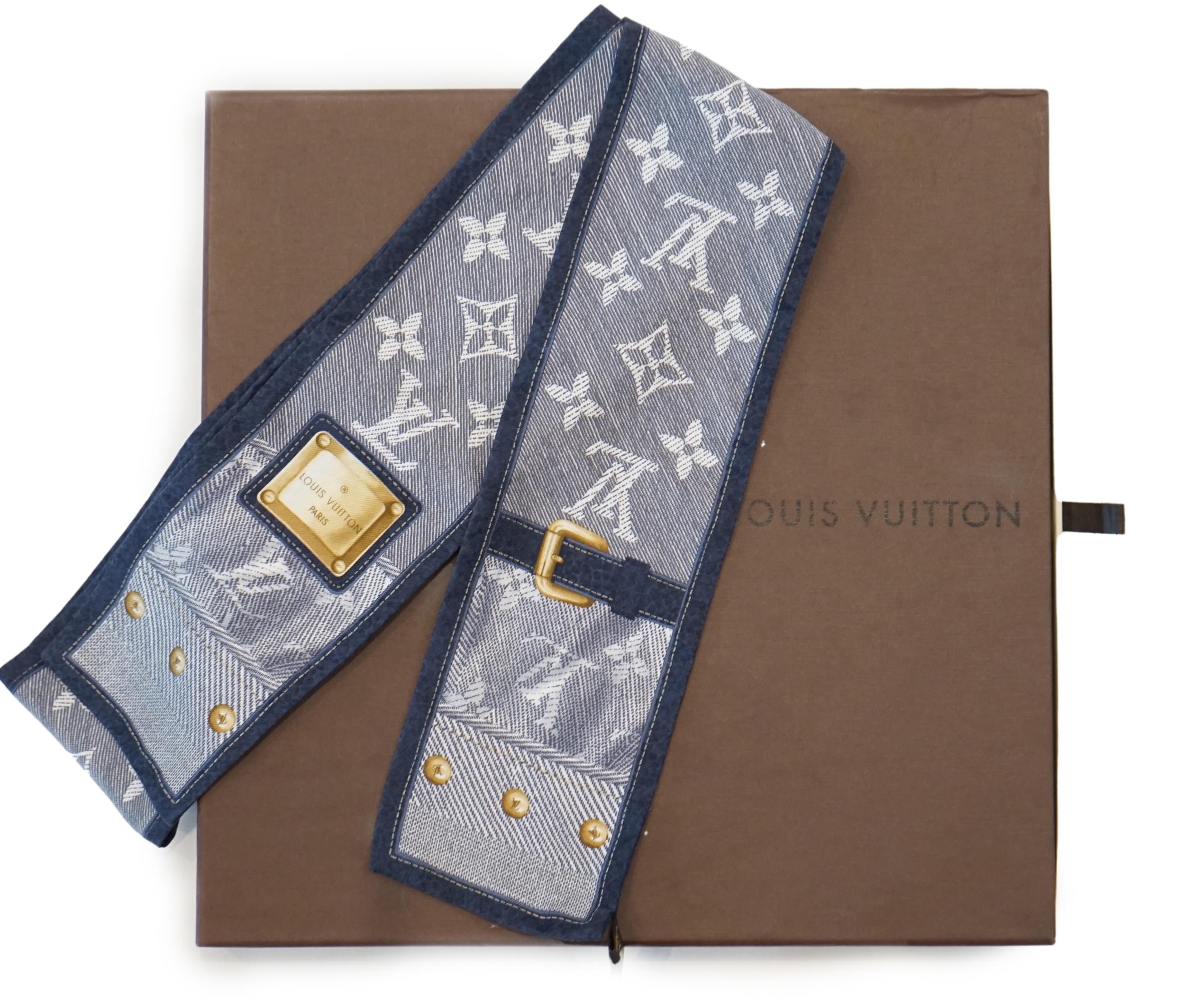 Sold at Auction: Louis Vuitton, LOUIS VUITTON Bandeau MONOGRAM