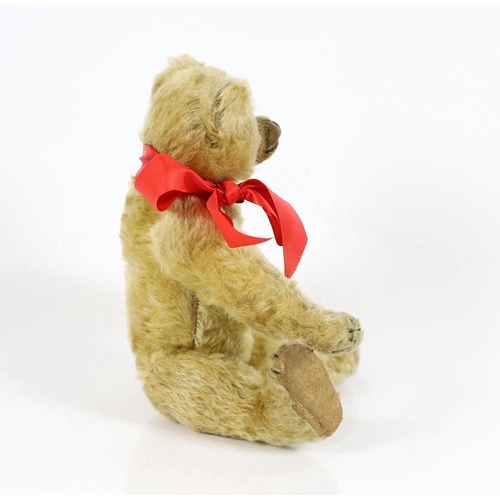 35 - A Farnell bear, c.1912, black button eyes, 25cm, in very good condition