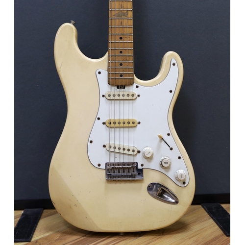 308 - A Marlin Slammer electric guitar with maple neck, together with a flight case