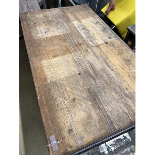 1019 - A rectangular Victorian style pine kitchen table, width 119cm, depth 67cm, height 75cm