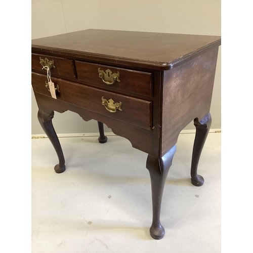 1027 - A George III mahogany lowboy, width 77cm, depth 46cm, height 73cm