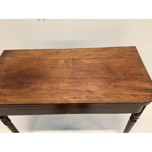 1029 - A Regency rectangular mahogany folding card table, width 92cm, depth 44cm, height 75cm