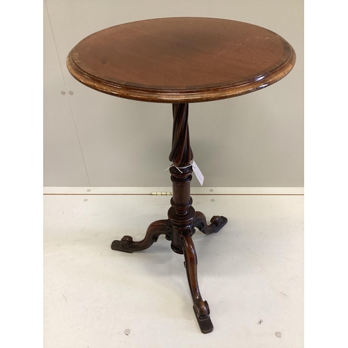 1110 - A Victorian circular banded mahogany tripod wine table, labelled T & G Seddon, diameter 46cm, height... 