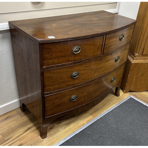 1137 - A Regency mahogany bowfront chest, width 106cm, depth 52cm, height 89cm