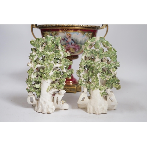 1387 - A pair of Derby figures, c.1775, a Paris porcelain gilt metal mounted comport and a glass jar, 21cm ... 