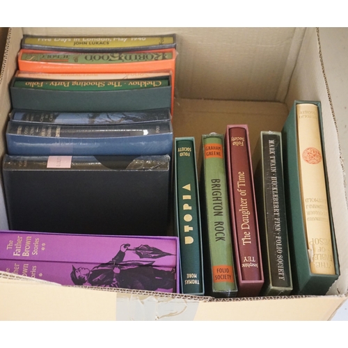 1473 - ° ° Twenty six Folio Society books, all fiction, including Sons and Lovers; Tinker, Tailor, Soldier,... 