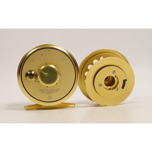 1481 - A House of Hardy Sovereign 3/4/5 centre pin fly reel, Serial Number 084 with spare spool, reel with ... 