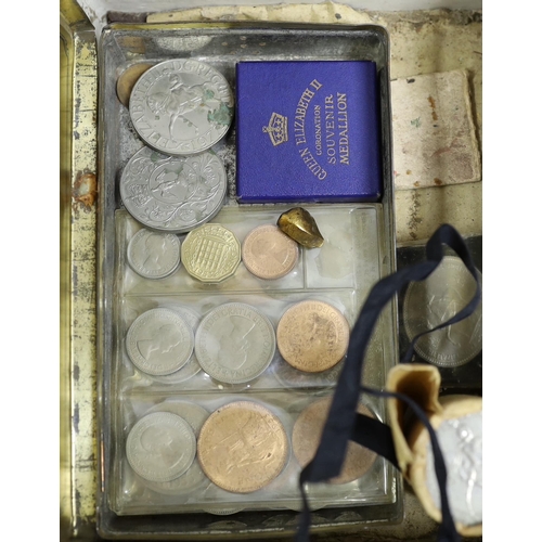 1486 - A collection of mostly UK and Commonwealth coins including a 1967 Queen Elizabeth second year set et... 