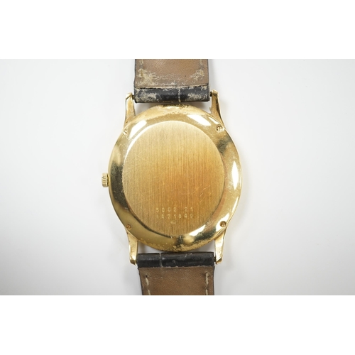 1948 - A gentleman's 18k Jaeger LeCoultre automatic dress wrist watch, with oval Roman dial and date apertu... 