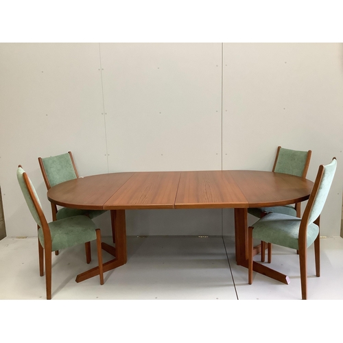 1030 - A Gudme Mobelfabrik mid century teak extending dining table, 220cm extended, two spare leaves, depth... 