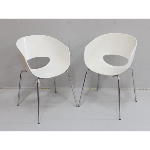 1035 - A pair of Italian Sistesi chairs, width 52cm, depth 45cm, height 82cm