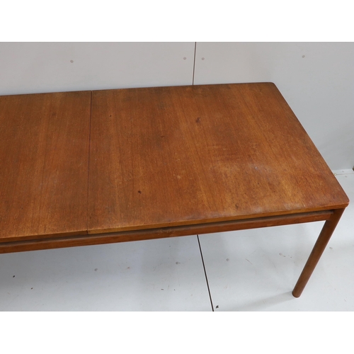 1044 - A mid century Danish design rectangular teak extending dining table, width 200cm, depth 92cm, height... 