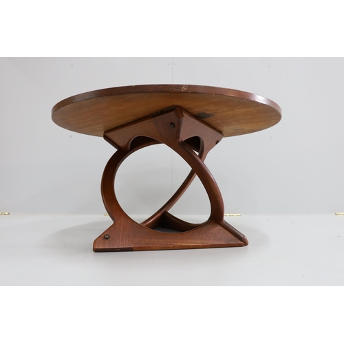 1055 - A Kubus circular coffee table by Soren Georg Jensen, 1970's, diameter 78cm, height 43cm