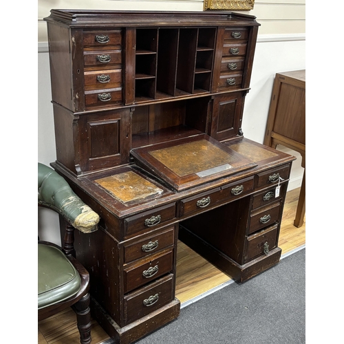 115 - A late Victorian mahogany pedestal desk, width 118cm, depth 65cm, height 148cm, provenance Pickersgi... 