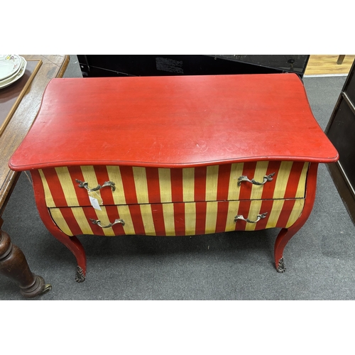 123 - A contemporary Continental style painted serpentine commode, width 105cm, depth 52cm, height 83cm... 