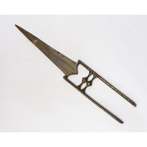 273 - An Indian Katar with gilt decorated grip, blade 28cm