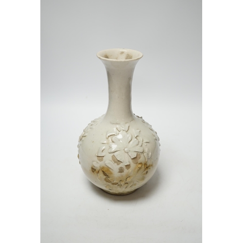 385 - An 18th/19th century Syrian fritware bottle vase, 24.5cm