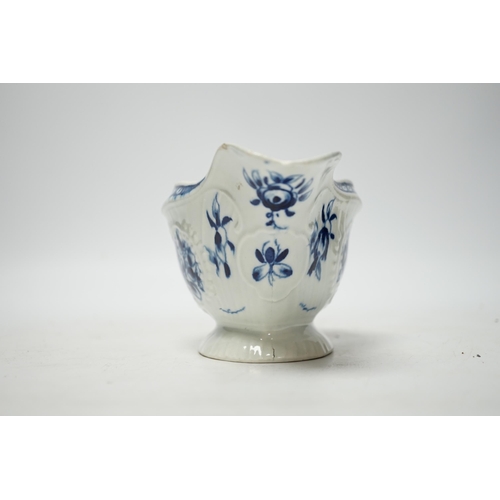 498 - A Worcester blue and white sauceboat, circa 1770, 17cm long