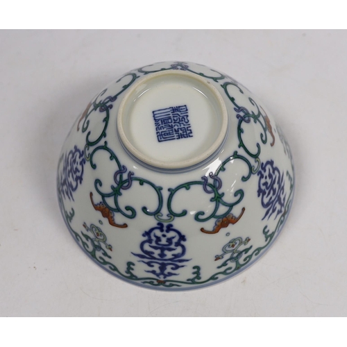 514 - A Chinese doucai bowl, 13cm in diameter