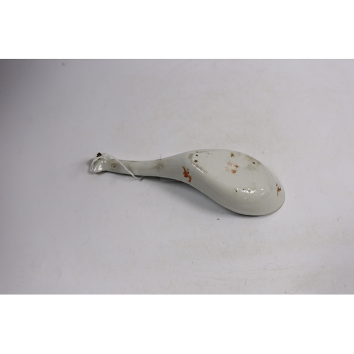 528 - A 19th century Chinese enamelled porcelain large spoon, 22cm long