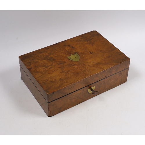 538 - An early 19th century French bird's-eye maple and a walnut sewing box containing some sewing accesso... 