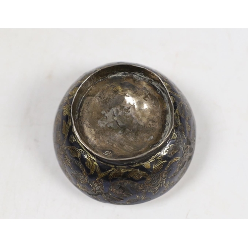 553 - An 18th/19th century Thai silver and niello betel nut box, 5cm