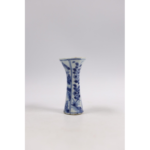 557 - A Chinese Kangxi blue and white miniature vase, 9.5cm