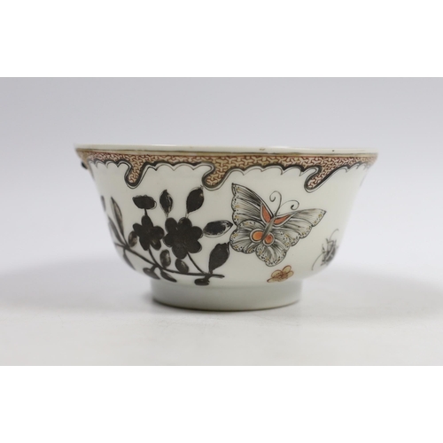 562 - A Chinese enamelled porcelain butterfly bowl, Yongzheng period, 12cm