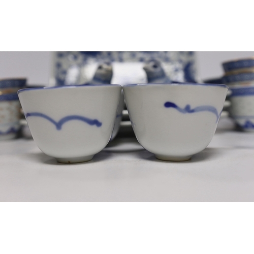 601 - A group of Chinese blue and white porcelain, dishes 24cm wide