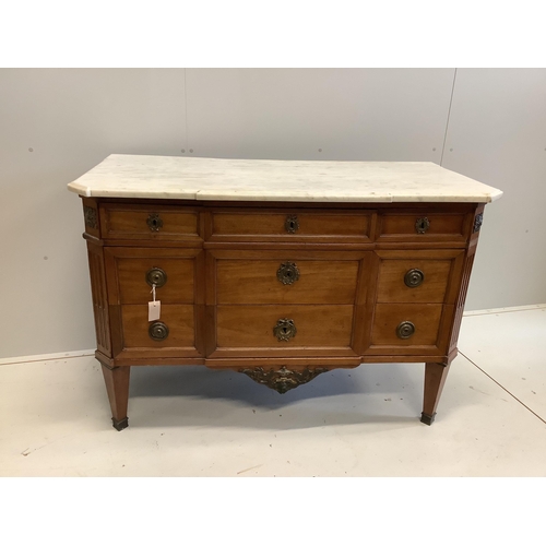 1053 - A 19th century French mahogany marble top five drawer commode, width 132cm, depth 63cm, height 88cm... 