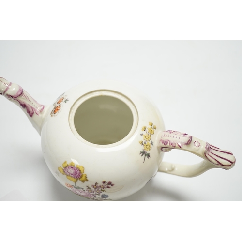 1270 - An 18th century Meissen teapot with replacement cover, 10cm