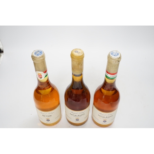 1302 - Three bottles of Royal Tokaji singke vineyard 6 puttonyos, each 50cl, Betsek 2013 and Nyulaszo 2007 ... 