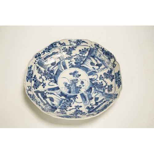 1322 - A Chinese blue and white octagonal dish, Kangxi period, 27cm