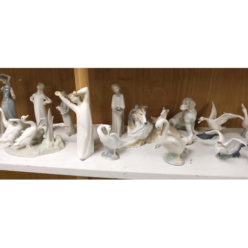 1385 - Twenty pieces of Lladro and Nao porcelain, tallest 31cm