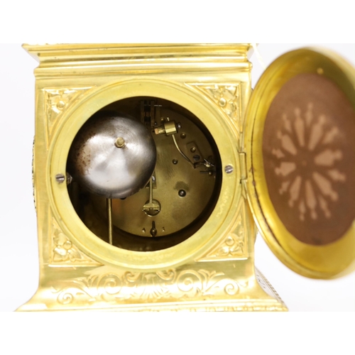 1390 - An early 20th century French ormolu mantel clock, 30cm