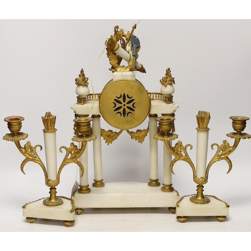 1399 - A 19th century French ormolu and white marble clock garniture striking on a gong, the dial decorated... 