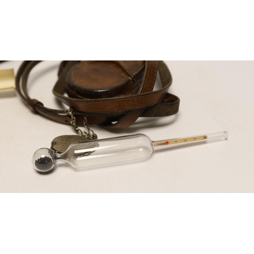 1453 - A WWI compass and two medical hydrometers