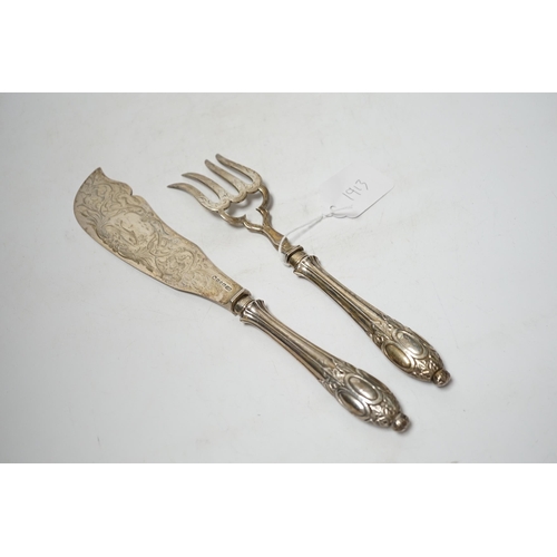 1913 - A pair of Victorian silver fish servers, maker, F.N., Sheffield, 1853/54, slice 30.8cm.