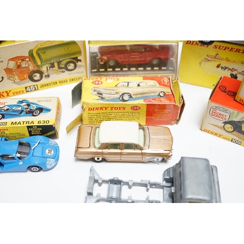 257 - Eight boxed Dinky Toys including two (109) Gabriel Model T Fords, (987) ABC TV Mobile Control Room, ... 