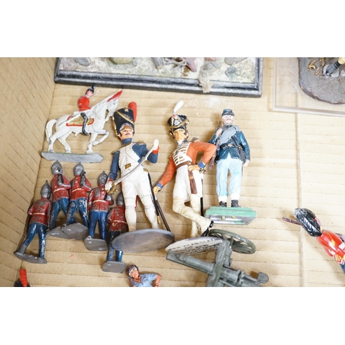 274 - A collection of white metal soldiers, many hand painted and produced by Ken Kearsley, modelled on mo... 