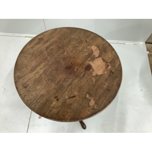 38 - A George III circular mahogany tripod wine table, diameter 54cm, height 71cm