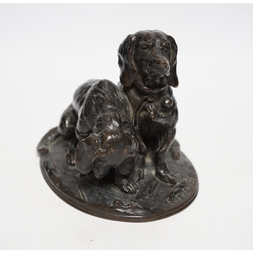 391 - After Emmanuel Fremiet (1824-1910), a bronze group of spaniels, 14cm