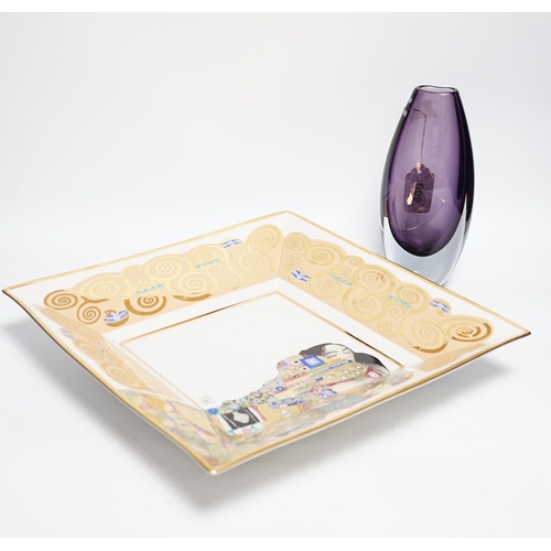 400 - A Swedish glass vase and a square dish by Gustav Klint, 33.5cm sq.