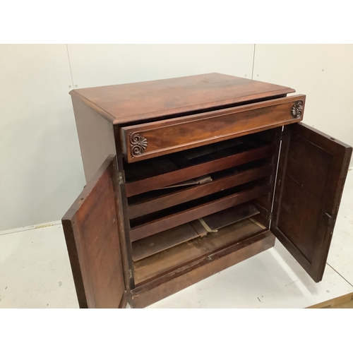 43 - A William IV mahogany side cabinet with interior trays, width 93cm, depth 63cm, height 95cm