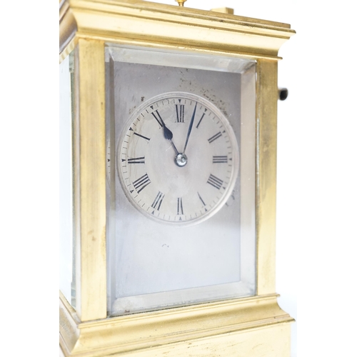 452 - ** ** A late 19th century French gilt brass cased eight day repeating carriage clock with key, 17cm ... 