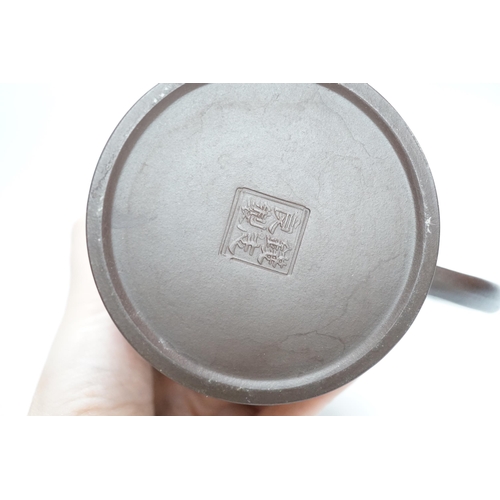 465 - Two Chinese Yixing pottery teapots, one Republic period. Tallest 12.5cm