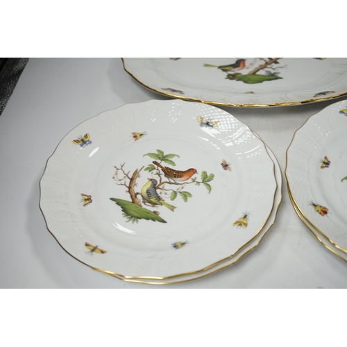 490 - A set of four Herend Rothschilds birds porcelain dishes and a serving dish (5)