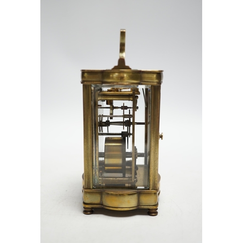 499 - A brass cased carriage timepiece, 12cm