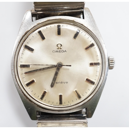 962 - A gentleman's 1970's stainless steel Omega manual wind wrist watch, with baton numerals, cased diame... 