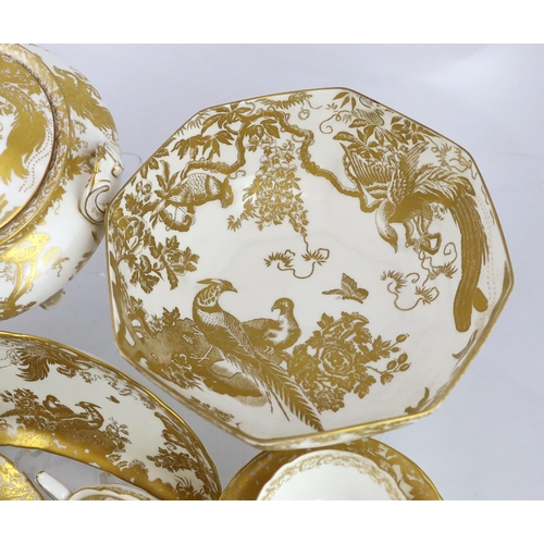 138 - An extensive Royal Crown Derby Gold Aves dinner and tea service, the majority for twelve place setti... 